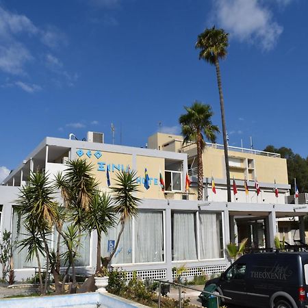 Hotel Theoxenia Mesolóngion 외부 사진