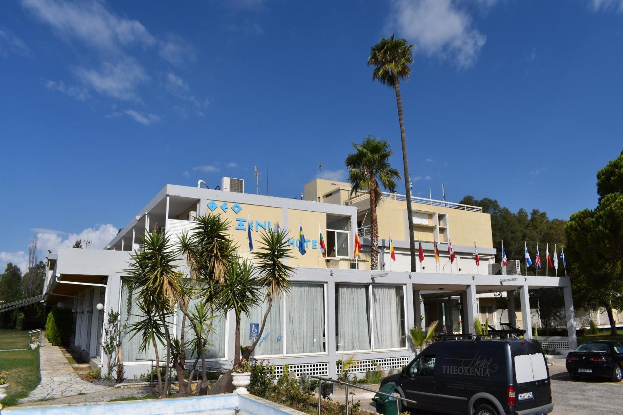 Hotel Theoxenia Mesolóngion 외부 사진