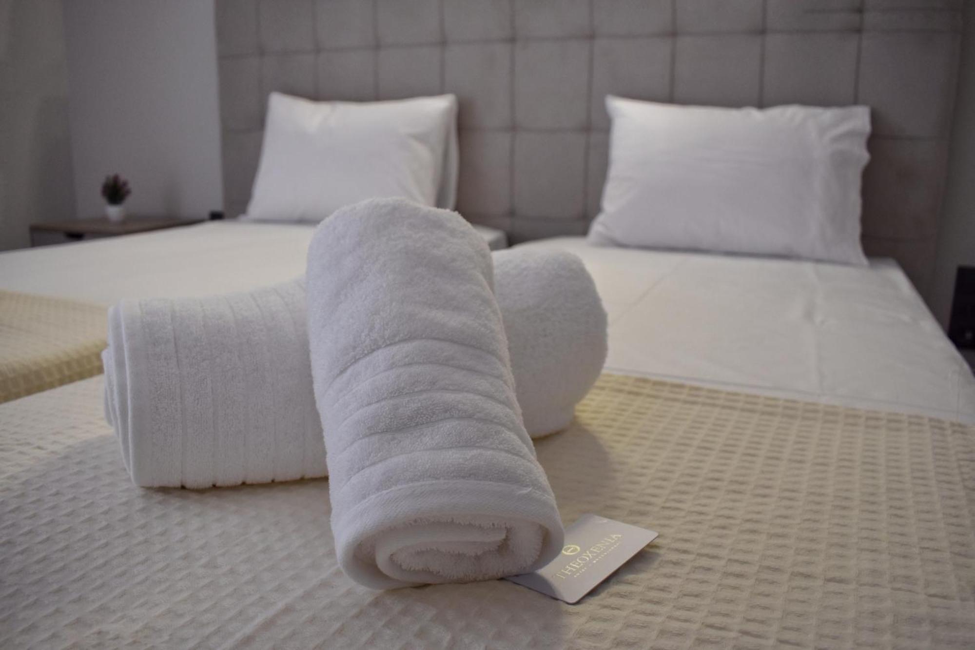 Hotel Theoxenia Mesolóngion 외부 사진