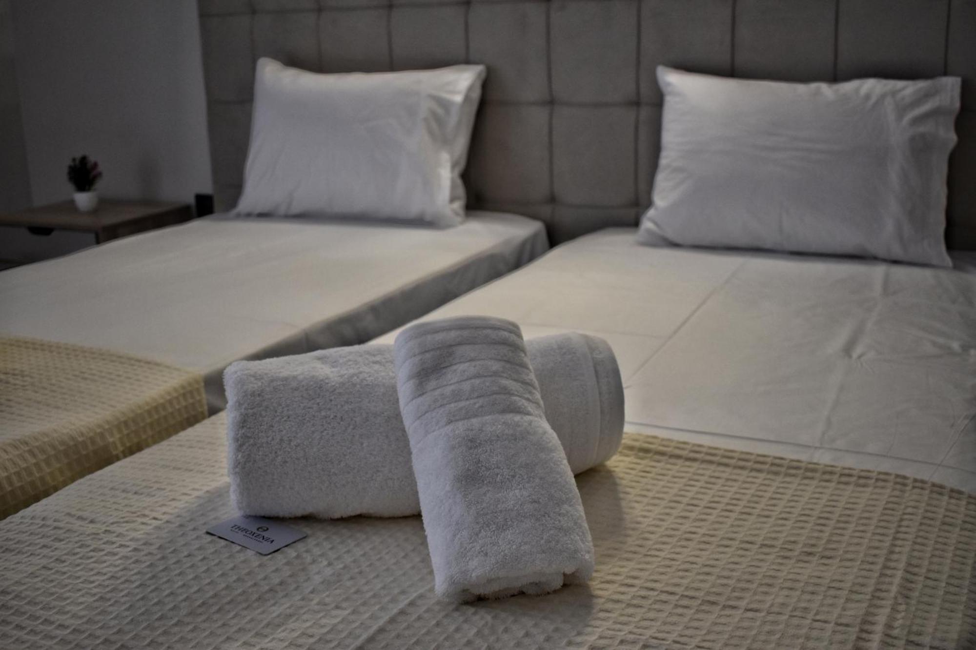 Hotel Theoxenia Mesolóngion 외부 사진