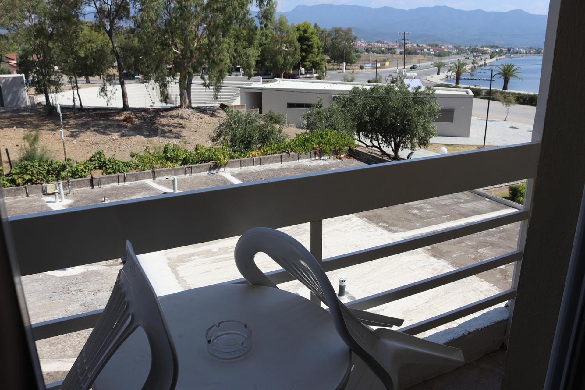 Hotel Theoxenia Mesolóngion 외부 사진